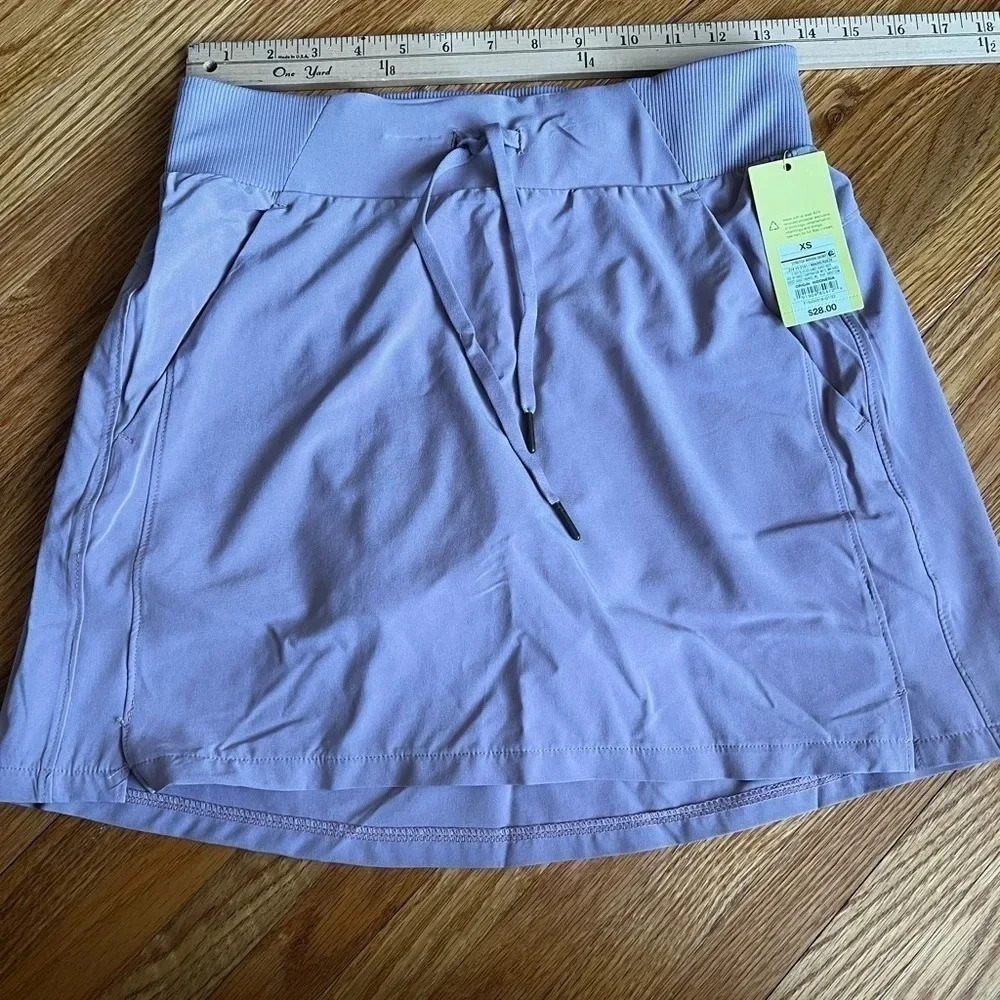NWT Mid-Rise Skort
